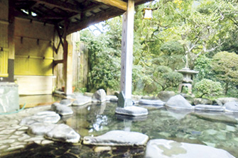 泉掛け流しの宿 七滝温泉ホテル
