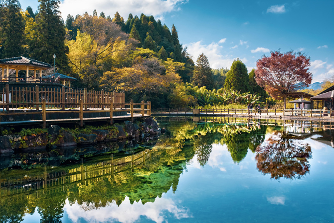 丸池湧水