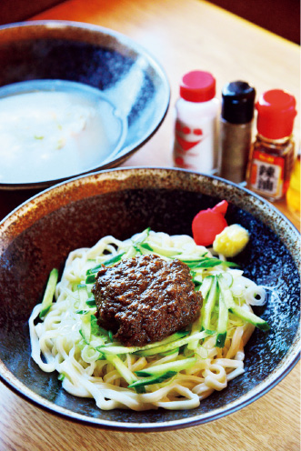 じゃじゃ麺&居酒屋てるちゃん