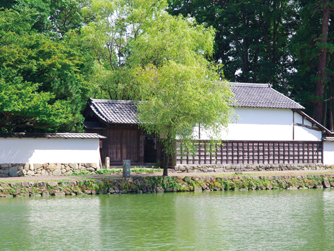 彦根城