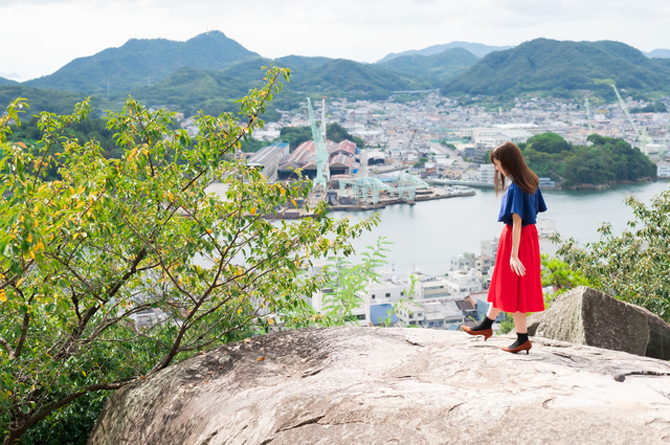 ポンポン岩(鼓岩)