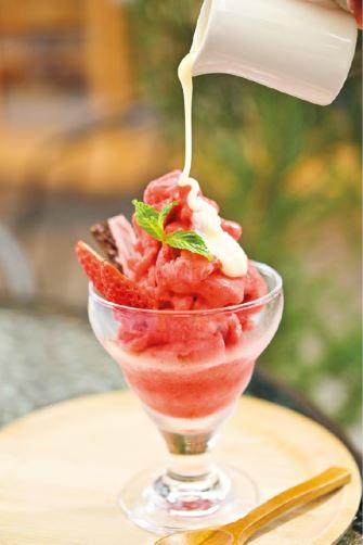 カフェ 月の貌
