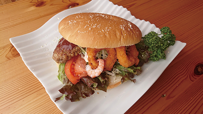 一度は行きたい 絶景カフェ 36選 お洒落なテラスや店内からの景色が最高 全国 22 3 じゃらんnet