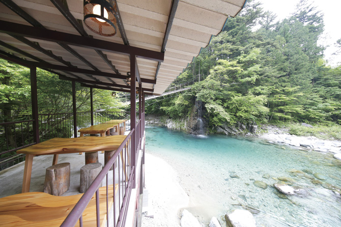 岩魚の里 峡
