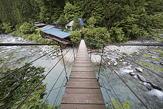 岩魚の里 峡