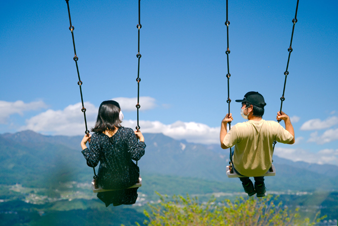 林公園（かきっ子公園）のブランコ