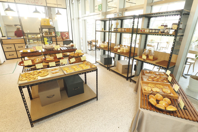 ベーカリーハレビノ 道の駅しょうなん店
