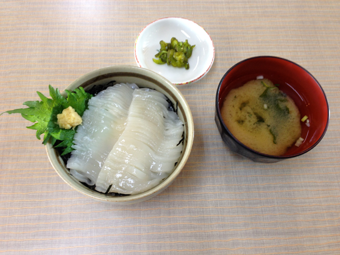 （画像提供：朝市食堂二番館）