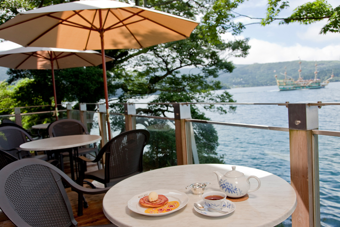 プレミアムショップ＆サロン・ド・テ ロザージュ