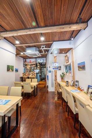 沖縄そばの店 浮島BASE