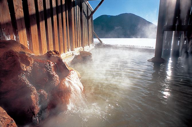 然別湖畔温泉ホテル風水