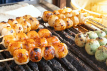 忍野八海の食べ歩きスポット6選！おすすめグルメをマップ付で紹介＜山梨・2026＞