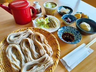 戸隠そば博物館とんくるりん