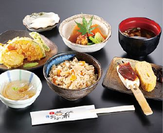 道の駅 おばあちゃん市・山岡