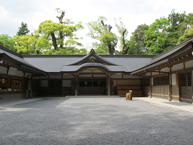 伊勢神宮