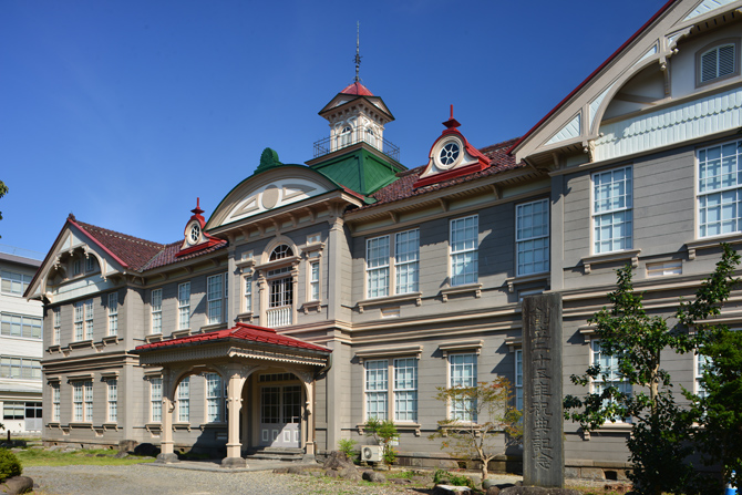 山形県立博物館