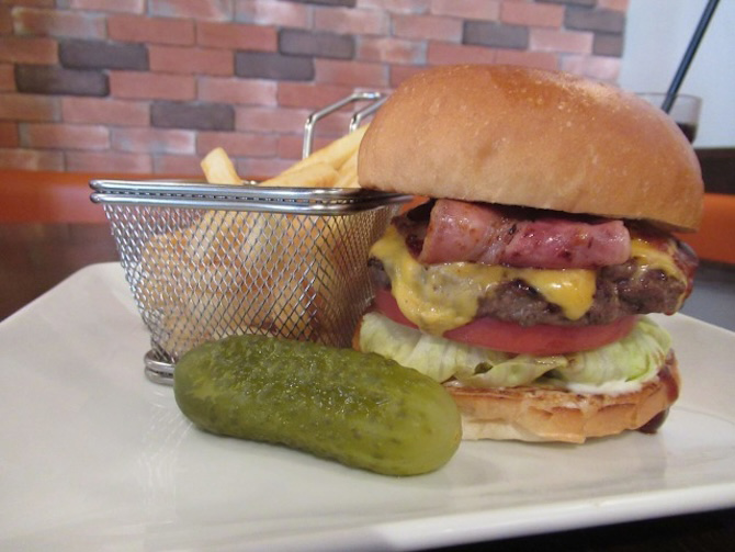 Shake Tree Burger & Bar