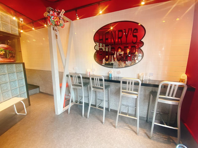 ヘンリーズバーガー代官山店
