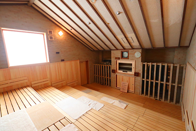 東香里湯元 水春