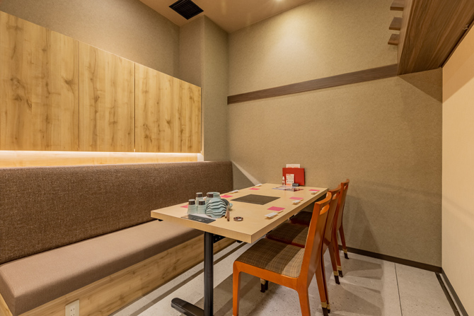 水たき料亭 博多華味鳥 天神店