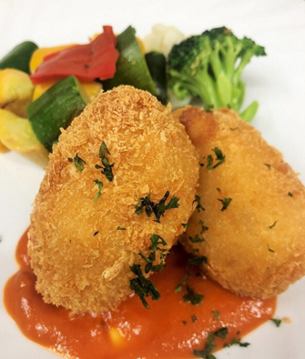 ワインとオマール海老の店 UOMO