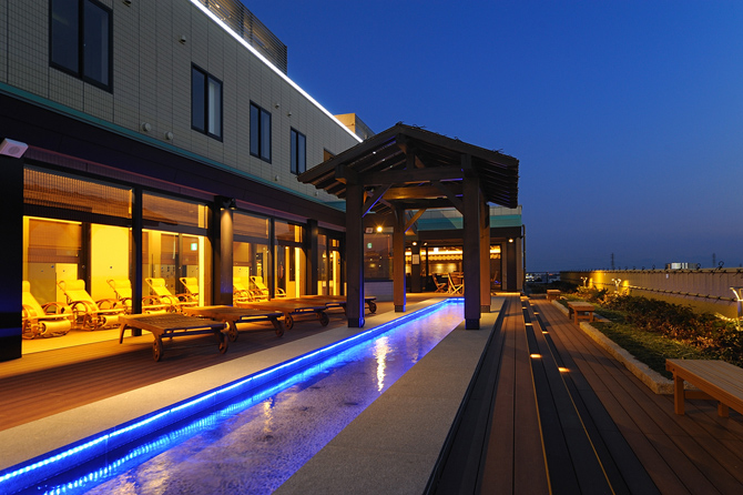 東京・湯河原温泉 万葉の湯