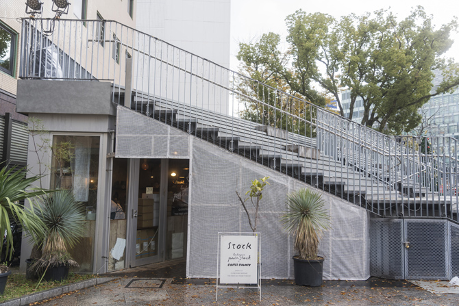 stock パンストック天神店