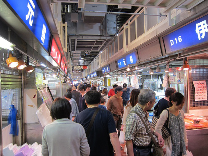 横浜市中央卸売市場本場「水産仲卸棟の一般開放」