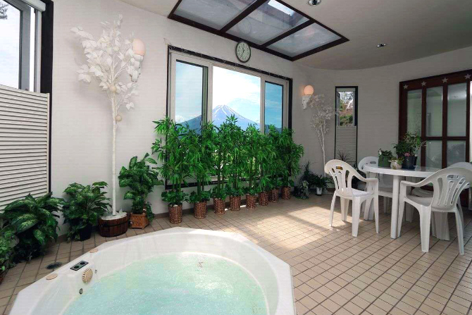 富士山を望む高台の宿 クレッシェンド