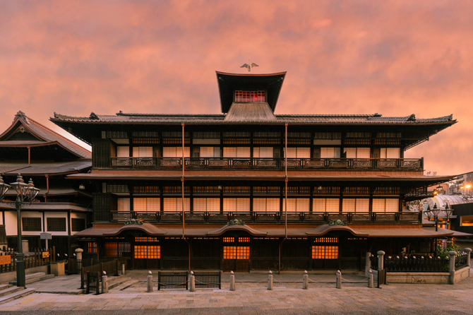 道後温泉本館・道後温泉別館 飛鳥乃湯泉・椿の湯