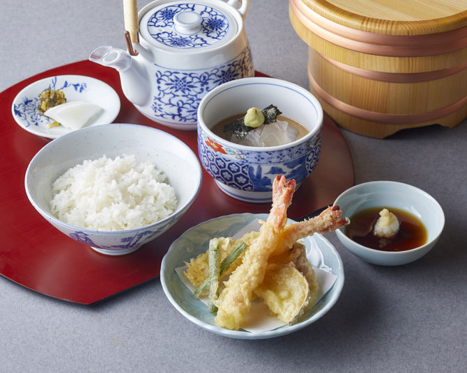 割烹よし田 天神本店