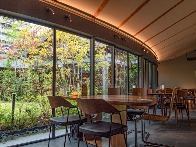 やまや総本店 白金小径