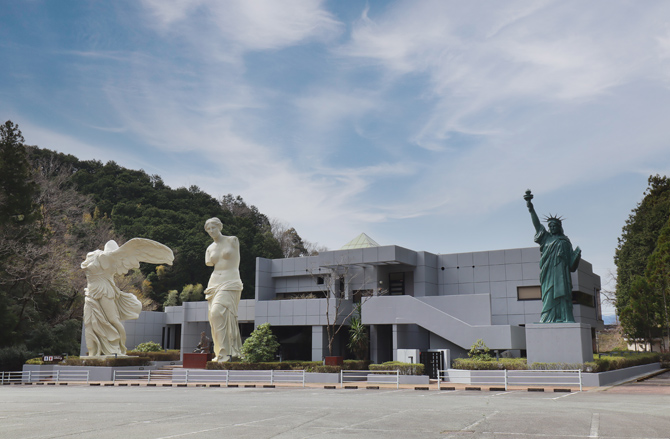 ルーブル彫刻美術館