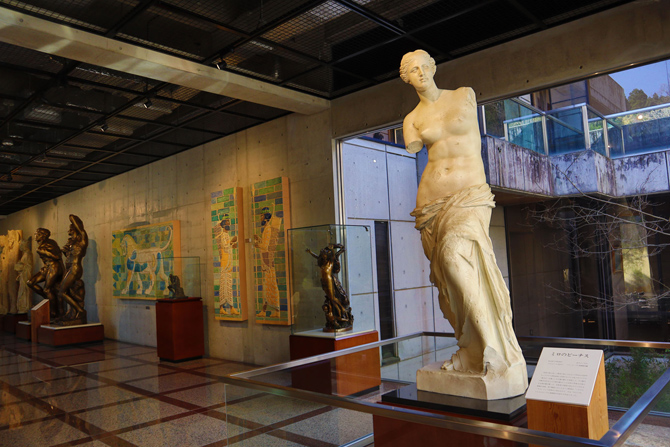 ルーブル彫刻美術館