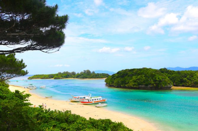 【2026】国内旅行のおすすめスポット30選!定番の観光名所や絶景、温泉など