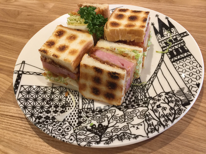 ペリカンカフェ