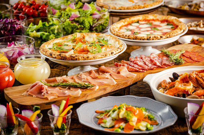 大阪のバイキングおすすめ8選！食べ放題で1000円台のお店からホテルのビュッフェまで<2026>