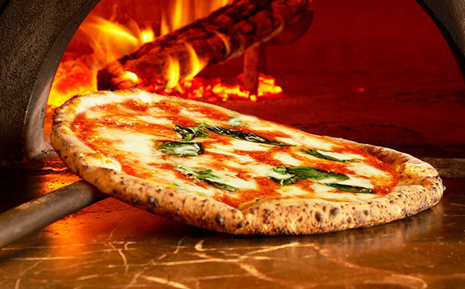 PIZZA SALVATORE CUOMO 梅田