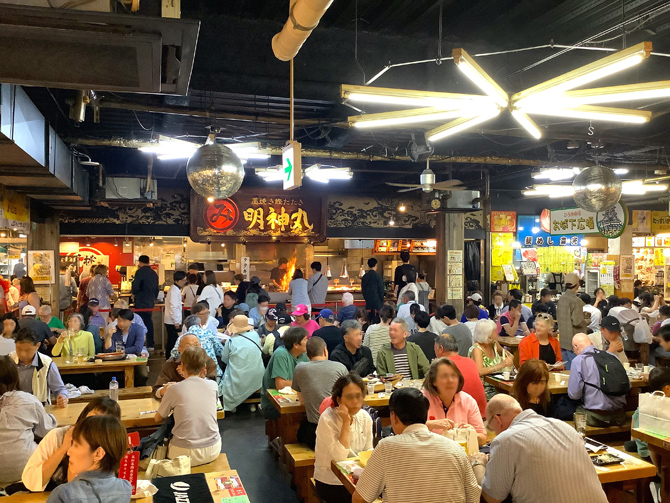 平成浪漫商店街 ひろめ市場