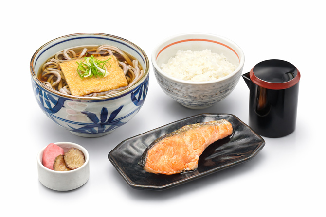 乱切り蕎麦と天丼 一の井
