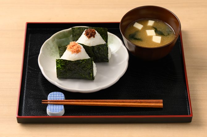 【羽田空港ターミナル別】早朝の朝食におすすめ!5時・6時台オープンなどの店を厳選<2026>