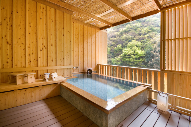 奥道後 壱湯の守