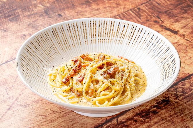 北海道小麦生パスタ 麦と卵 東京八重洲北口店