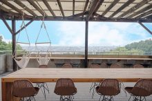 シャトー酒折ワイナリーを見学して、絶景を眺めながらおつまみで試飲を楽しむ初夏の旅