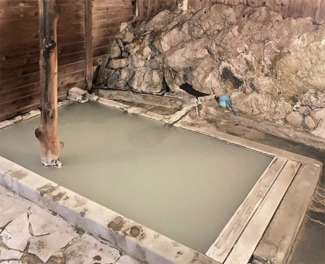 秘湯の宿 元泉館
