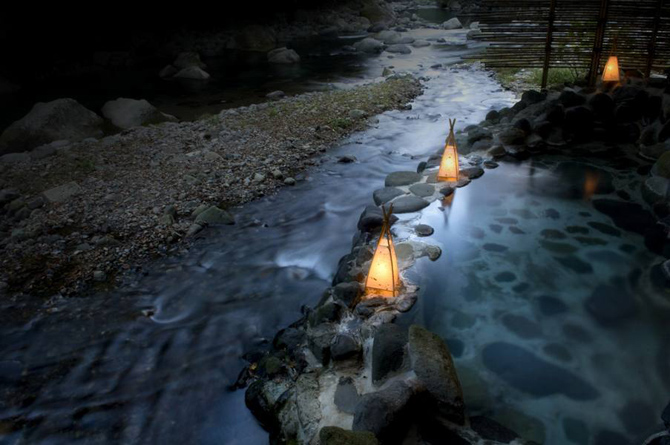 湯本館