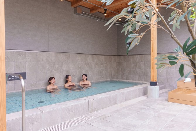 ONSEN & SAUNA おふろcafe りんねの湯