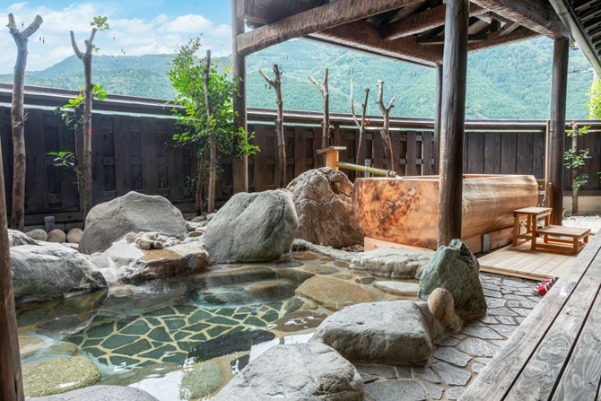 下呂温泉 アートな館 紗々羅