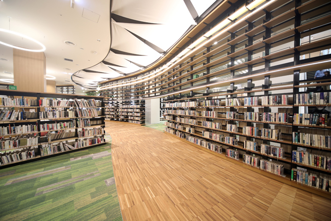 広島市立 中央図書館