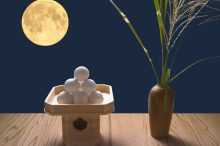十五夜とは？2026年はいつ？お月見の風習を解説！月見団子やススキのお供え方法も